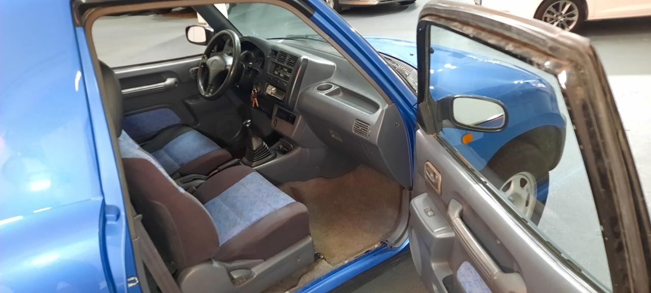 Toyota RAV 4 2.0i 16V cat 3 porte