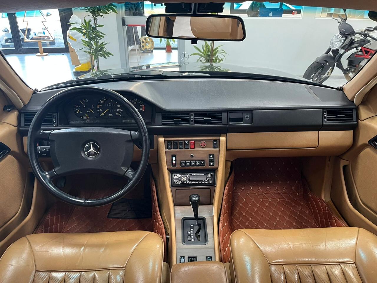 Mercedes-Benz 200 TE Limited Edition ASI