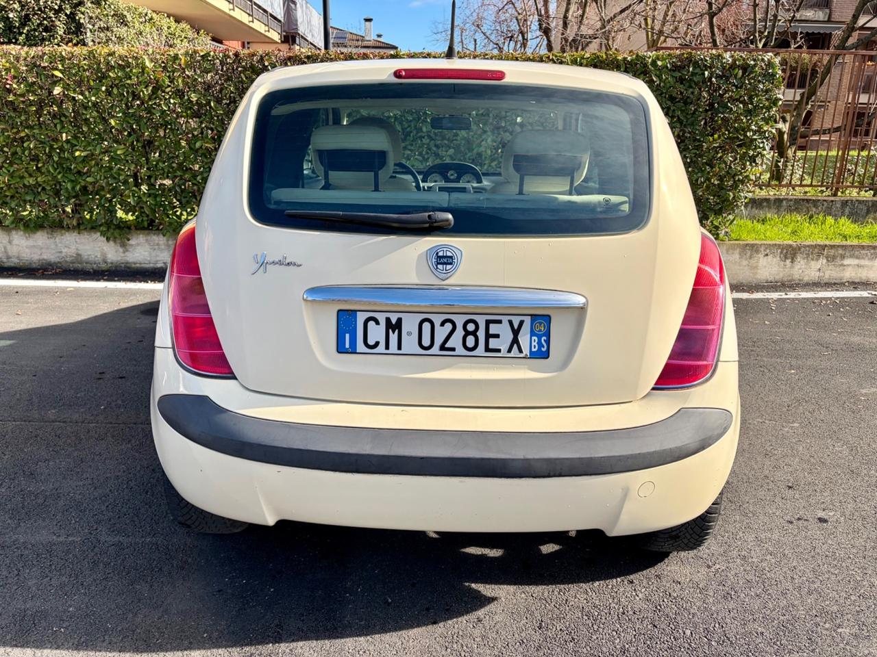 Lancia Ypsilon 1.2 16V