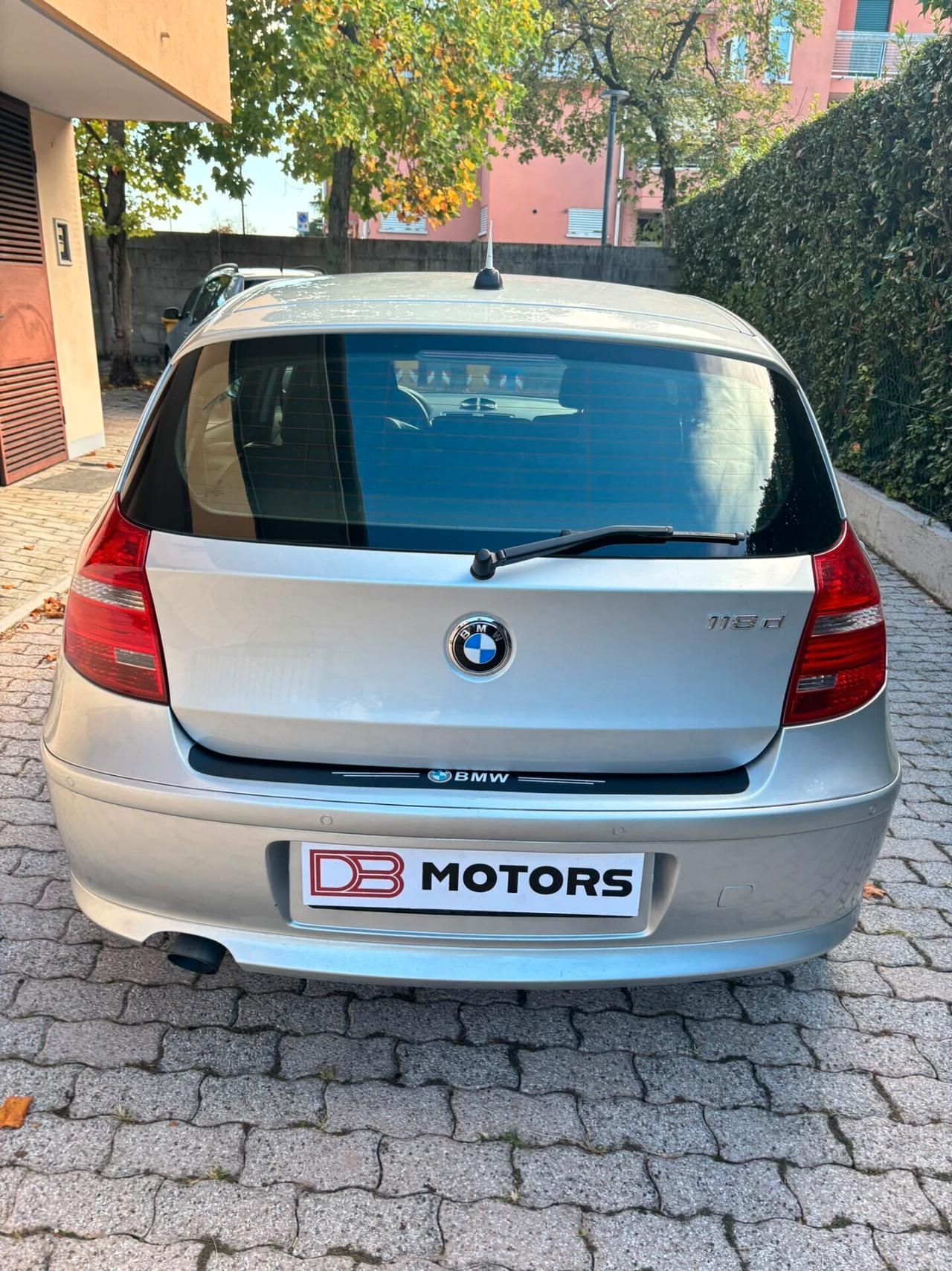 BMW serie 1 118D Futura 2000cc 143cv