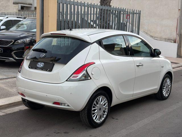 LANCIA Ypsilon 1.2 69 CV 5P. Gold