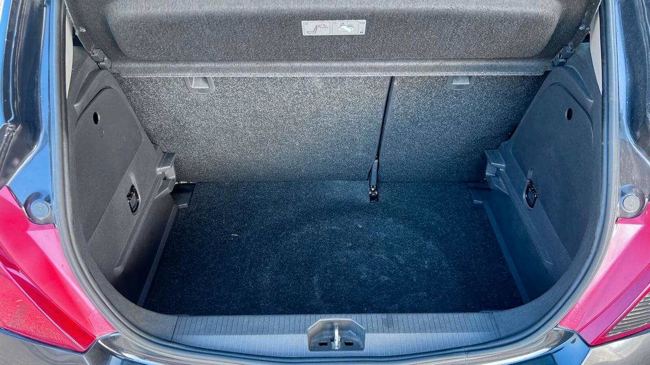 Opel Corsa 1.2 3 porte Club