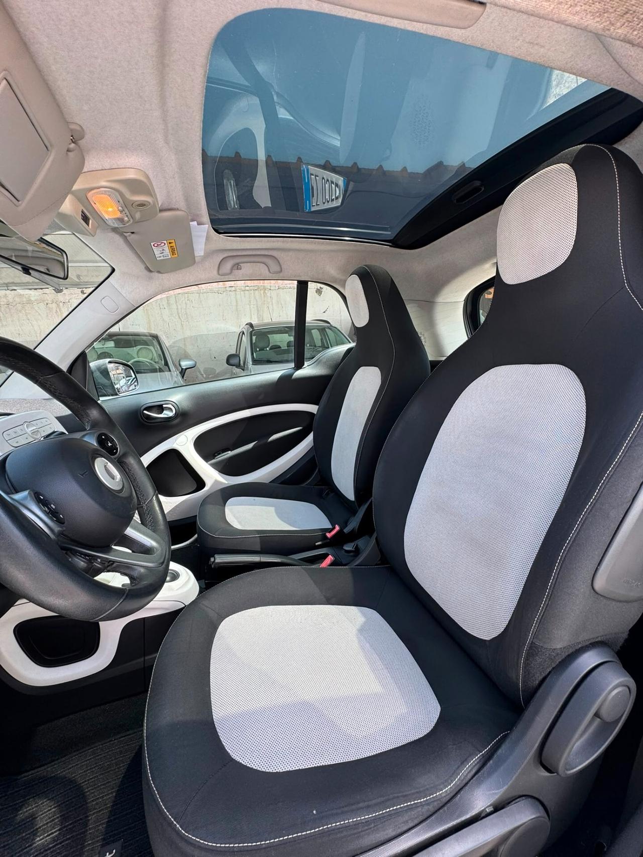 Smart ForTwo 1000 52 kW MHD coupé passion