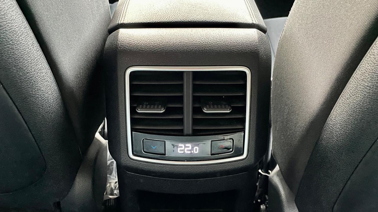 KIA SPORTAGE 1.6 CRDi MHEV STYLE 136CV - FULL LED, VIRTUAL COCKPIT, NEOPATENTATI