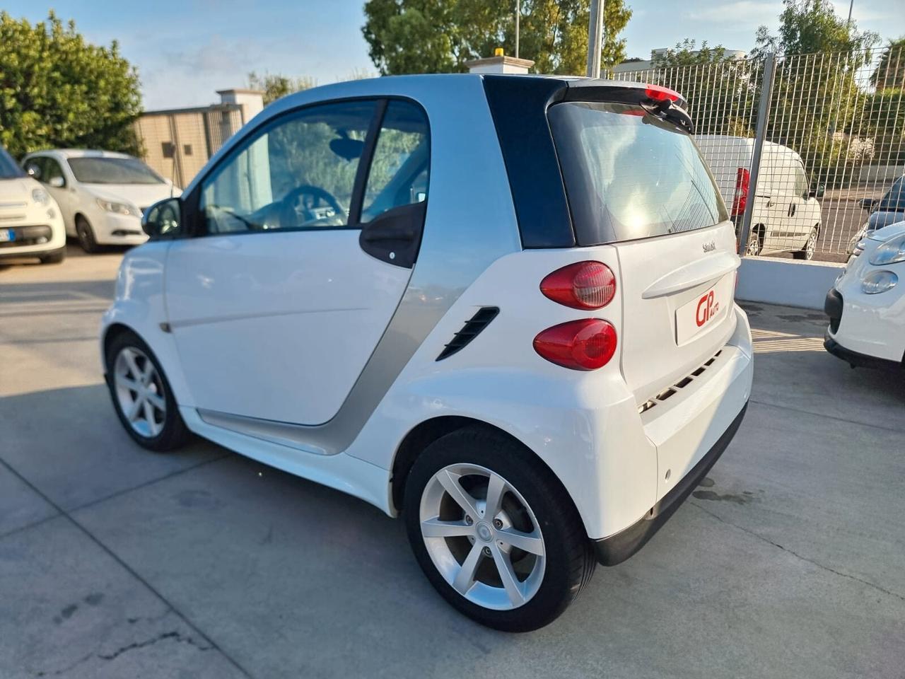 Smart ForTwo 1000 52 kW coupé pure