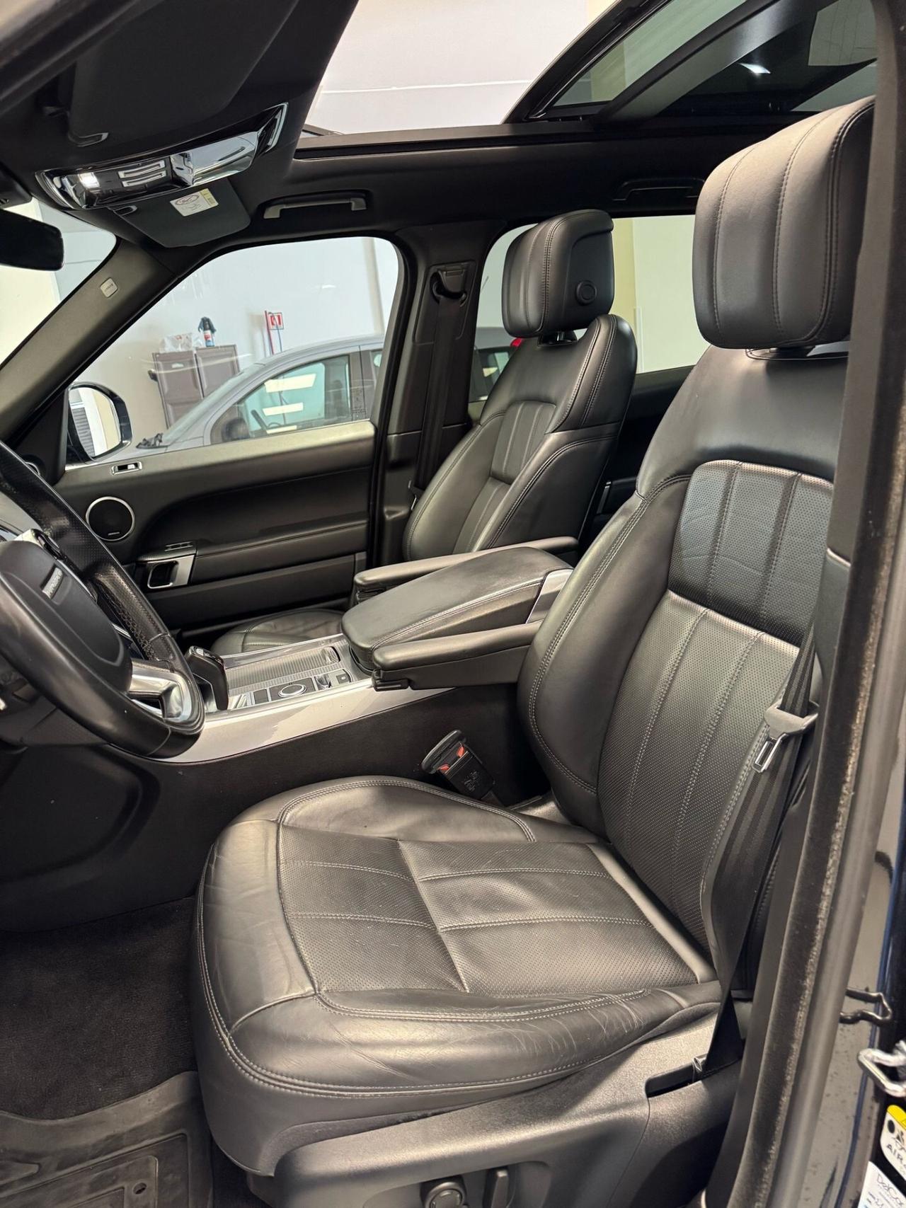 Land Rover Range Rover Range Rover 3.0 SDV6 HSE R. DYNAMIC
