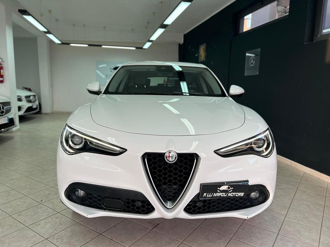 Alfa Romeo Stelvio 2.2 Turbodiesel 210 CV AT8 Q4 Super