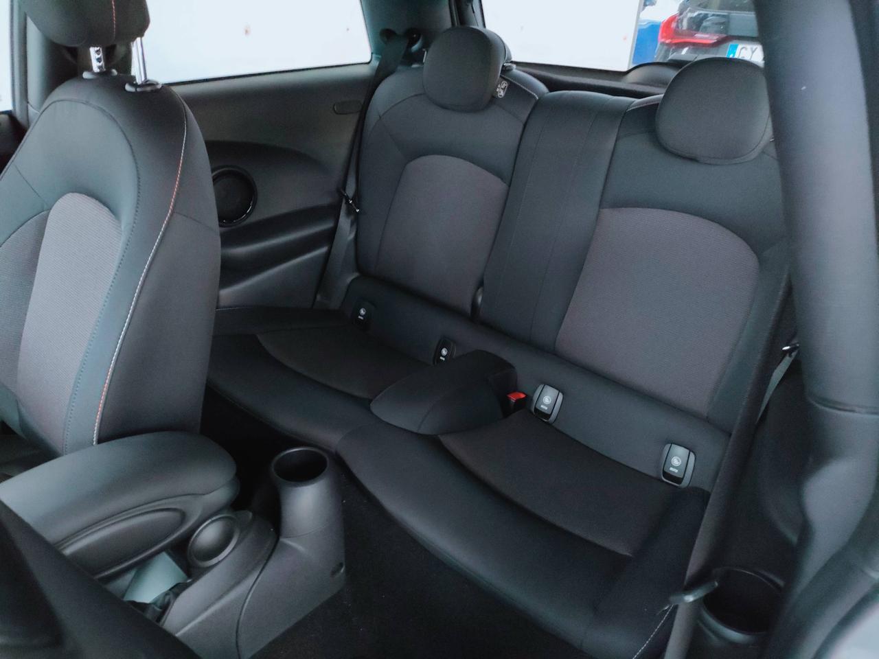 MINI Mini IV F56 2018 3p - Mini 3p 1.5 One 75cv