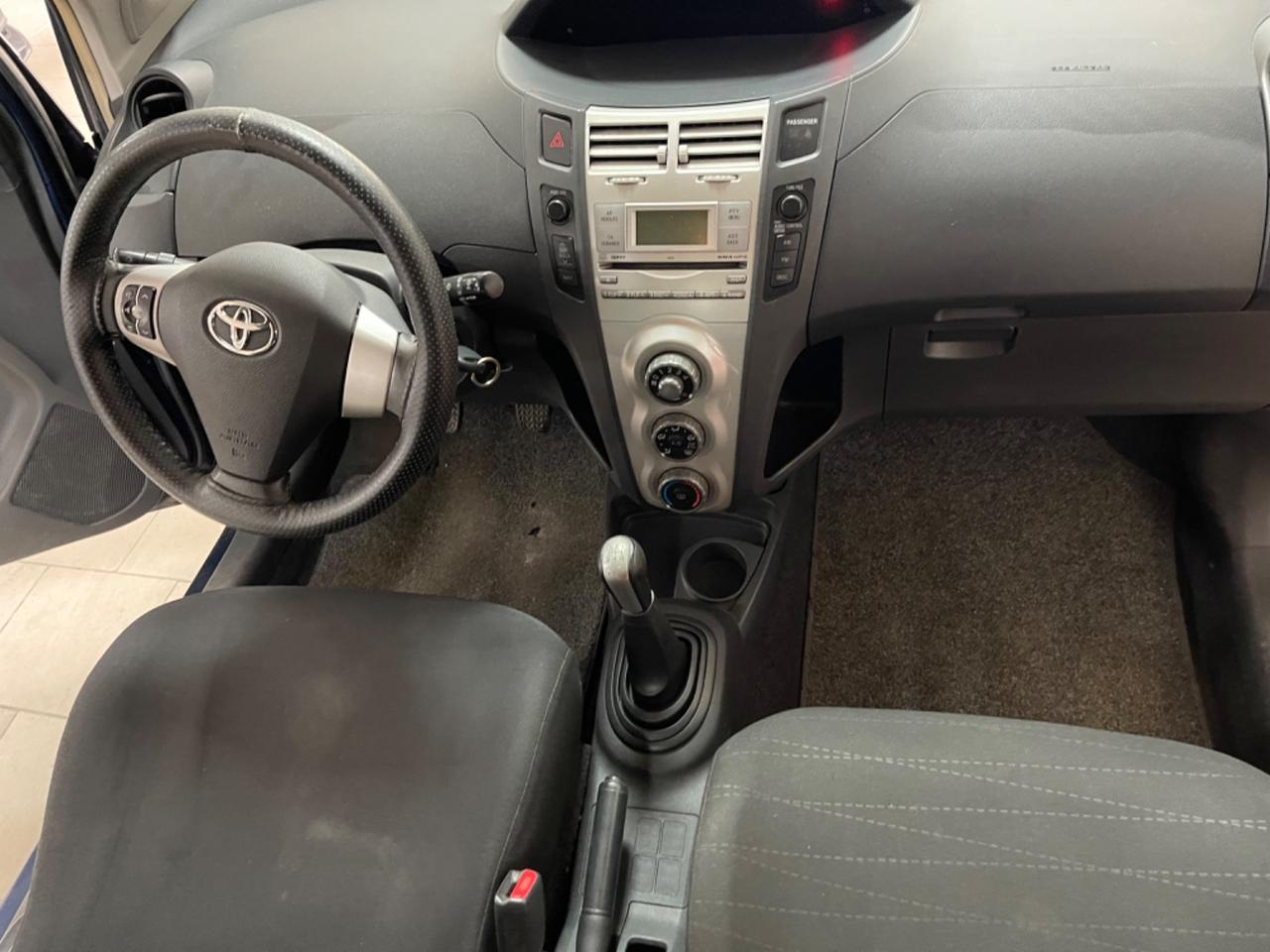 Toyota Yaris 1.0 3 porte