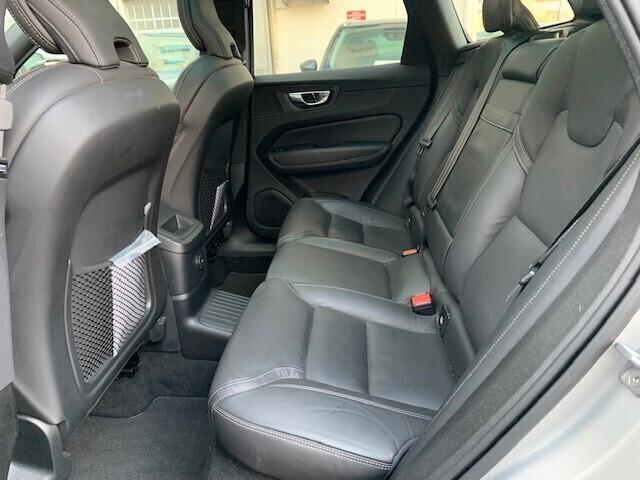 Volvo XC60 2.0 t6 recharge PLUG IN Inscription