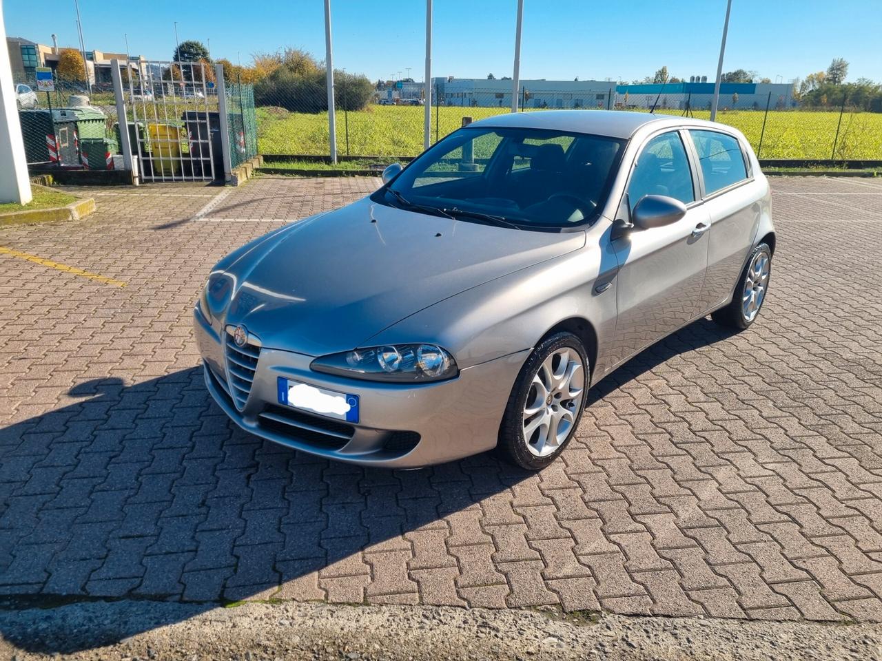 Alfa Romeo 147 1.6 16V 5 porte Moving, Garanzia, 2010