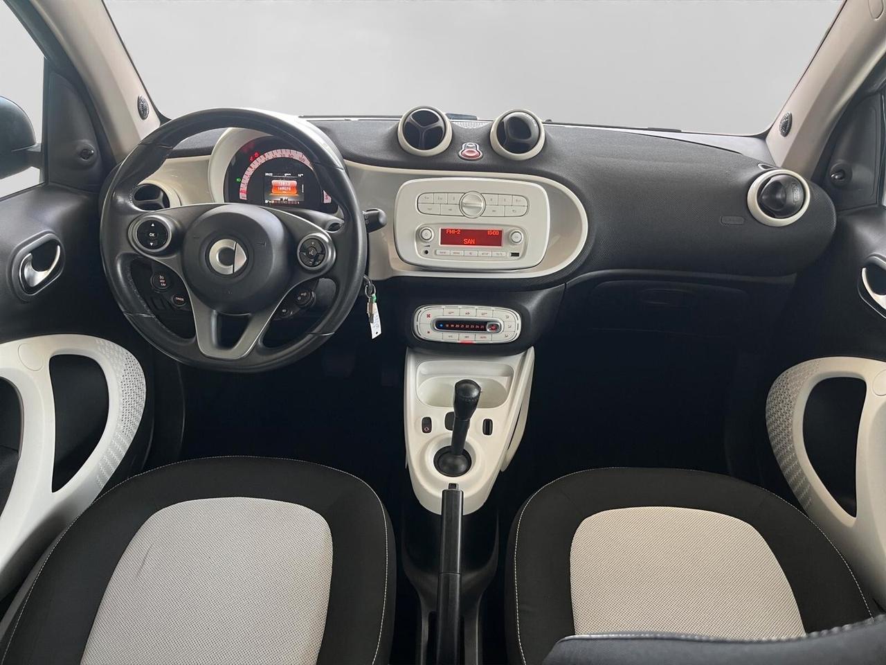 Smart ForTwo 1.0 71cv AUTOMATICA Passion NEOPATENTATI