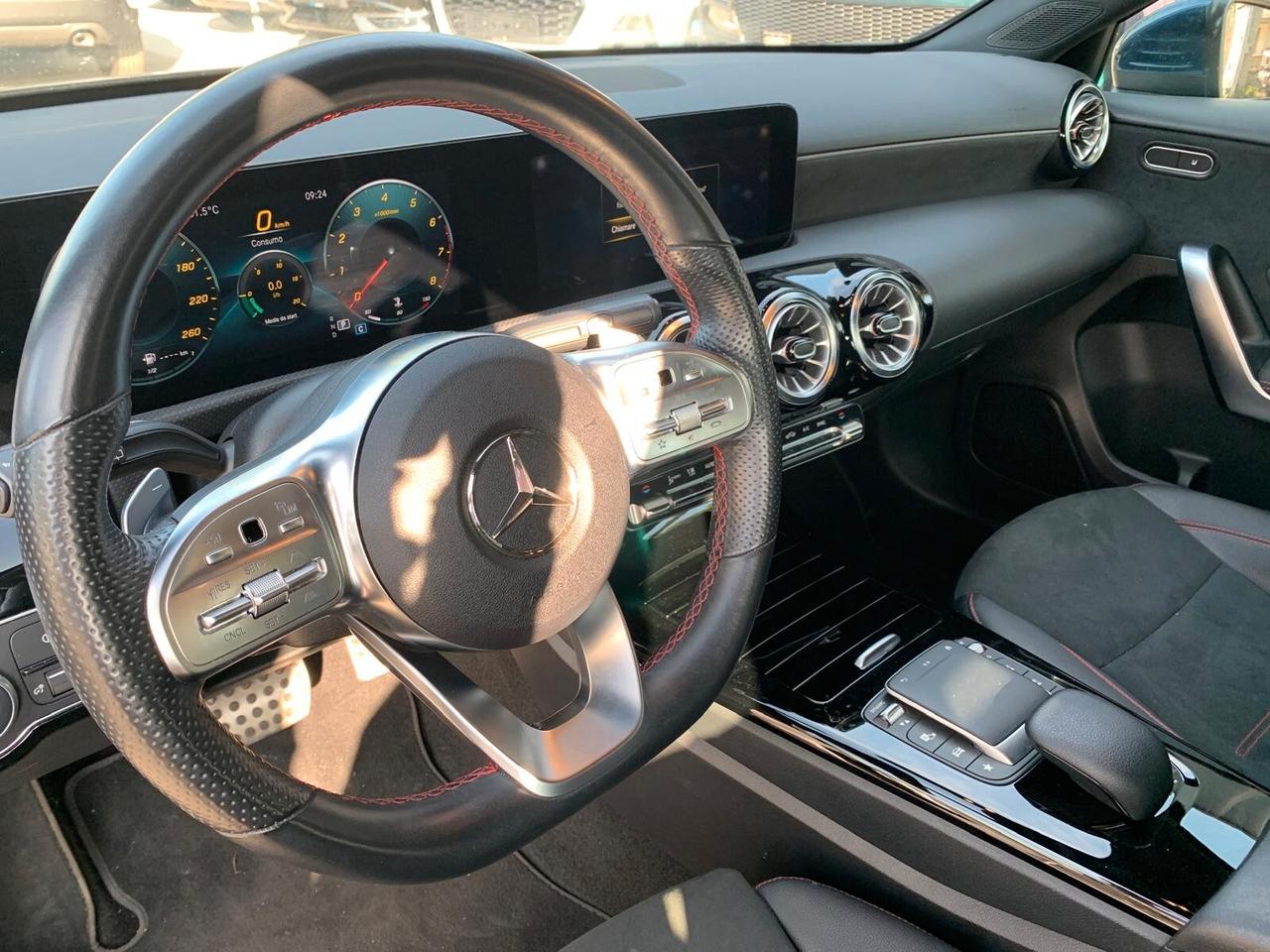 Mercedes-benz A 200 Auto Premium AMG *PROMO*
