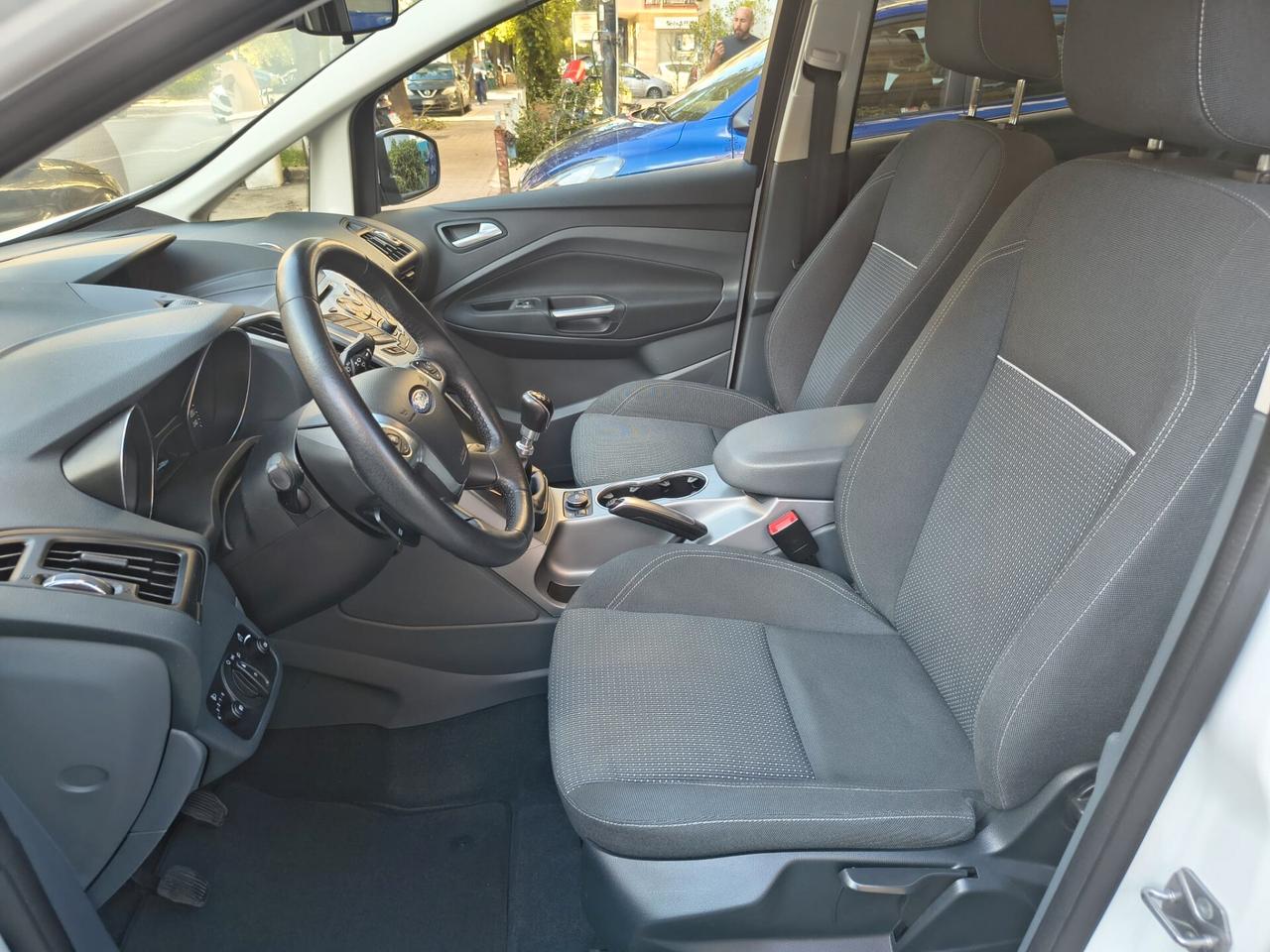 Ford C-Max 1.0 EcoBoost 100CV Titanium