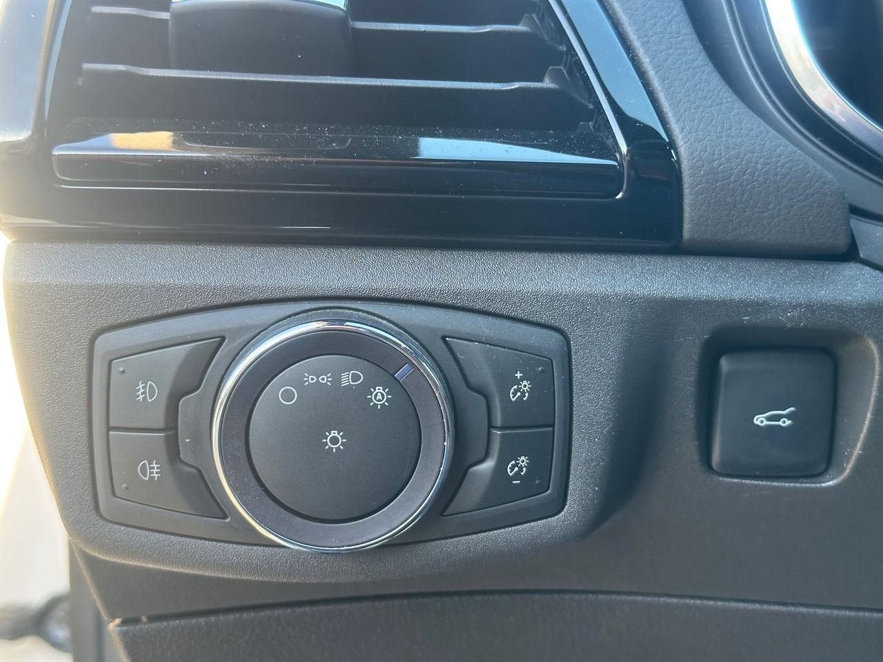 Ford Mondeo ST Line Business 2.0 HEV #10256