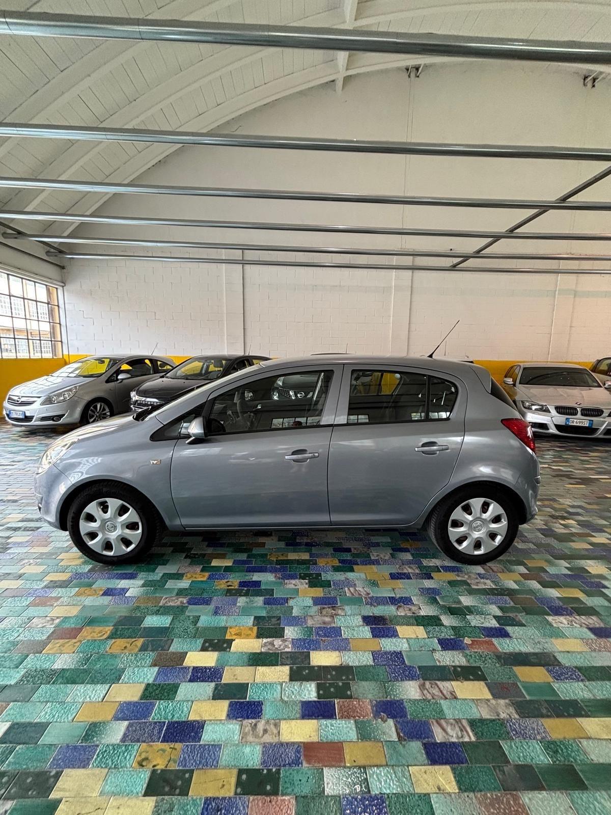 Opel Corsa 1.2 5 porte Enjoy