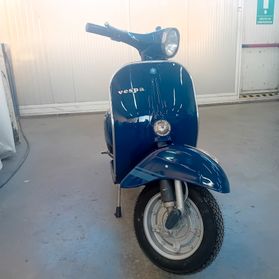 Vespa ET3