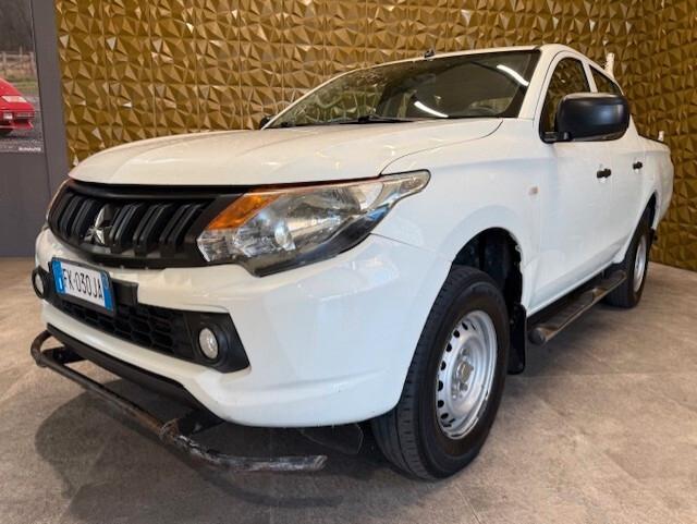Mitsubishi L200 2.4 DI-D/154CV Double Cab Invite
