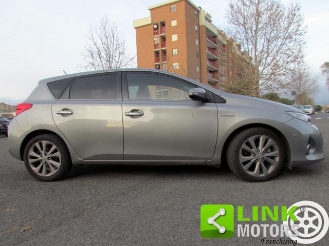 TOYOTA Auris 1.8 Hybrid Active plus