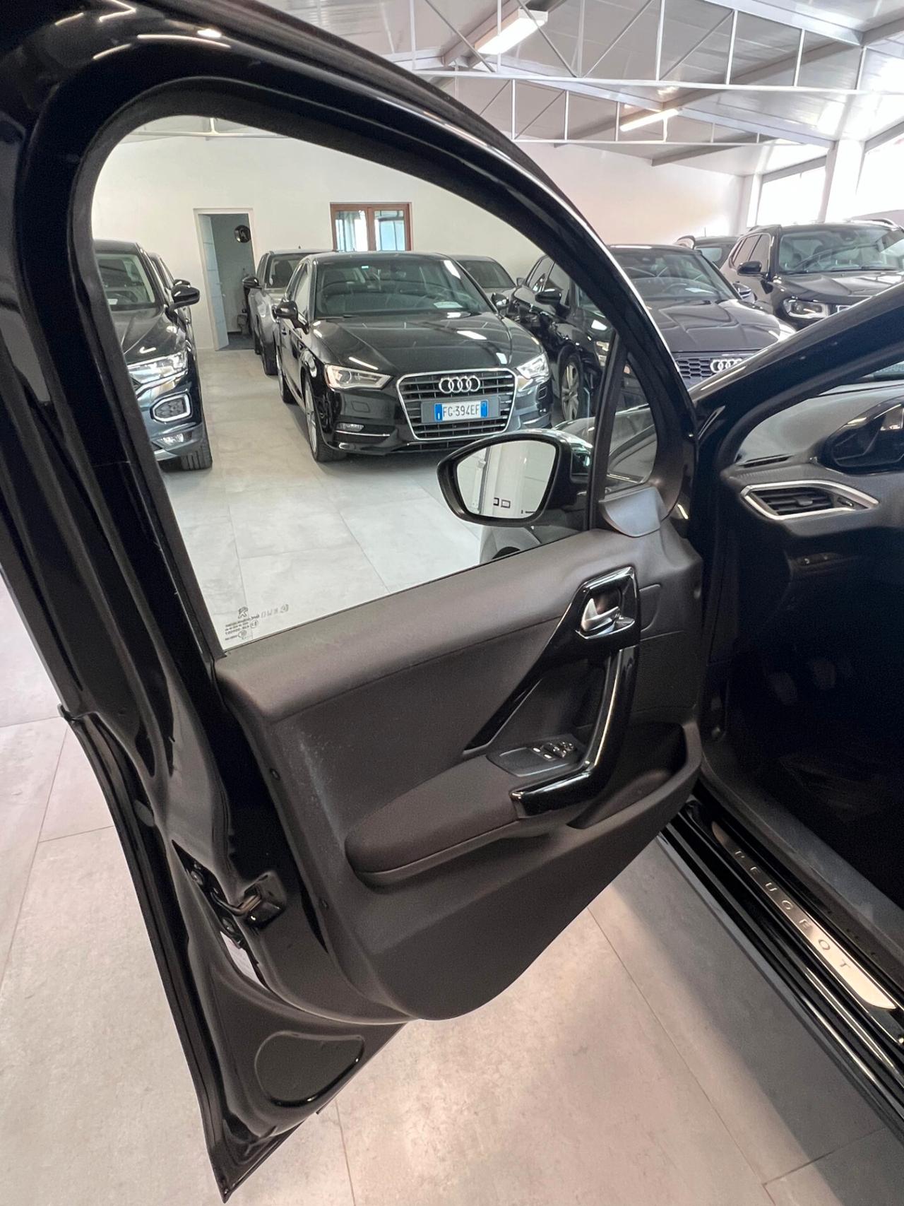 Peugeot 208 BlueHDi 100 S&S 5 porte GT Line