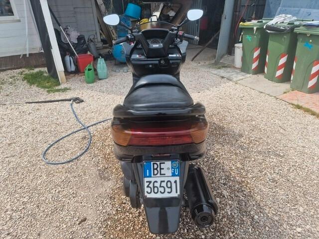 Yamaha Majesty YP 250