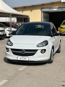 Opel Adam 1.2 70 white blach