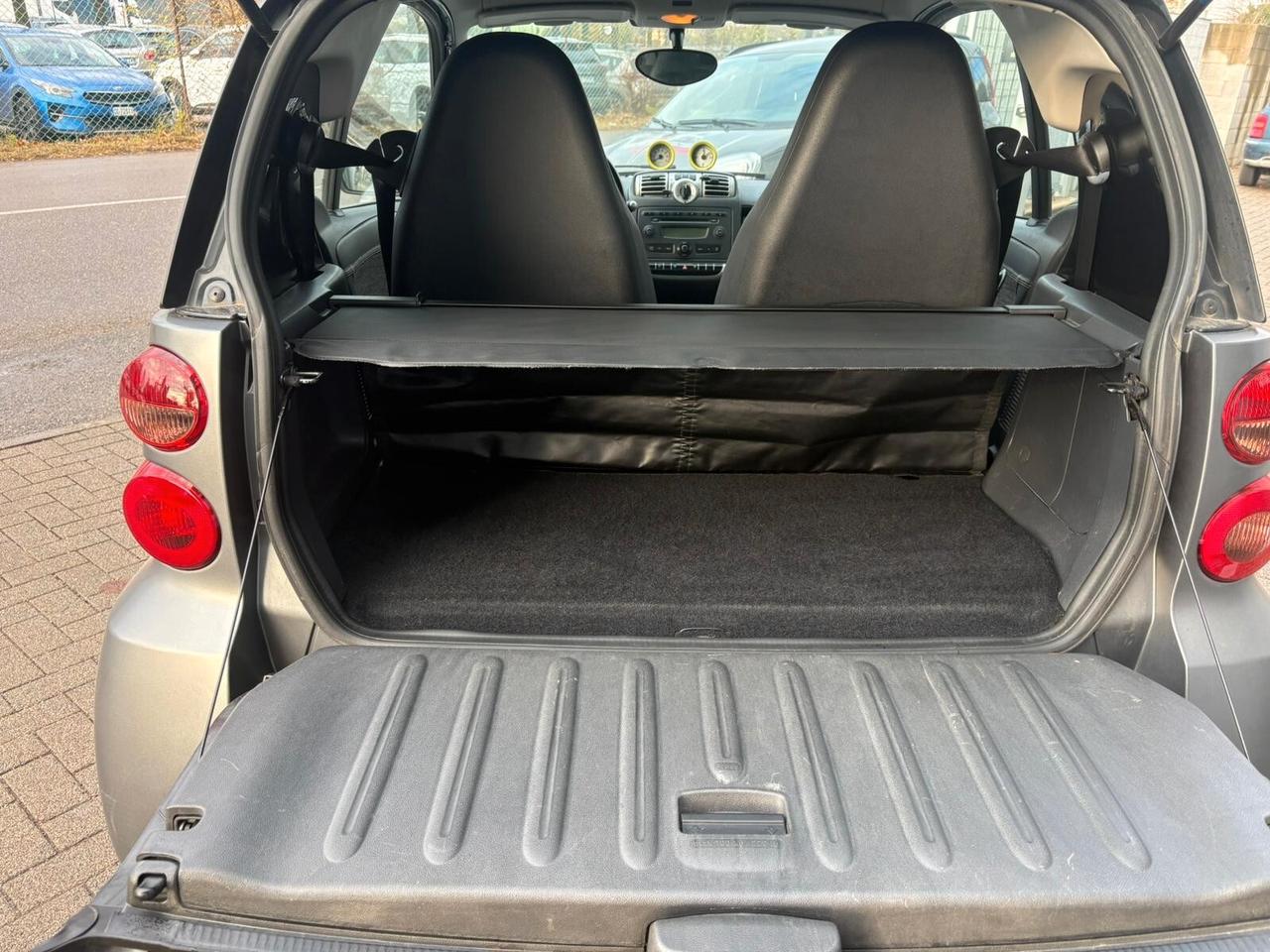 Smart ForTwo 1000 52 kW coupé limited greystyle