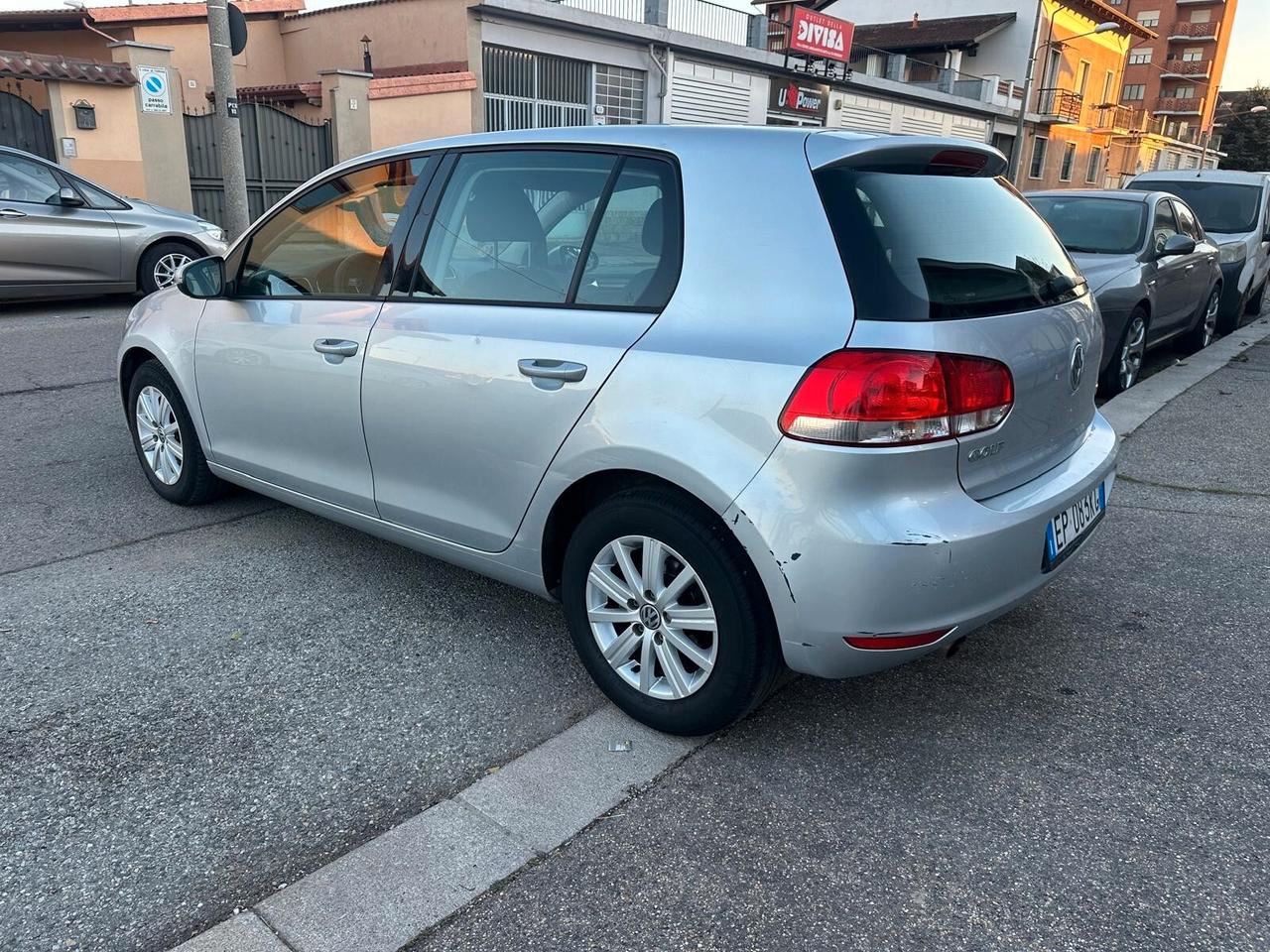 Volkswagen Golf 1.6 TDI DPF 5p. Highline