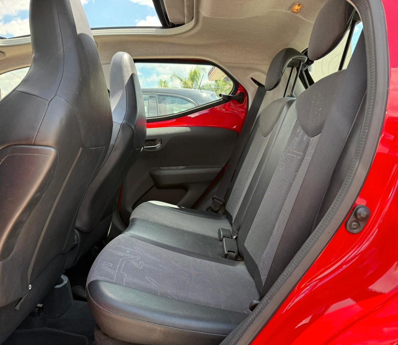 Toyota Aygo 2015 Cabrio