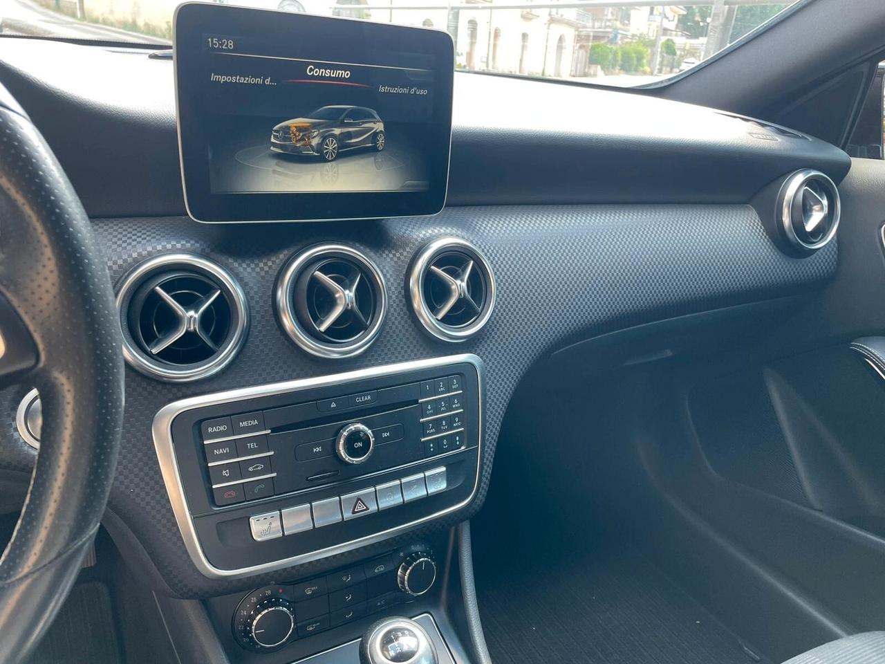 Mercedes-benz A 180 d Premium
