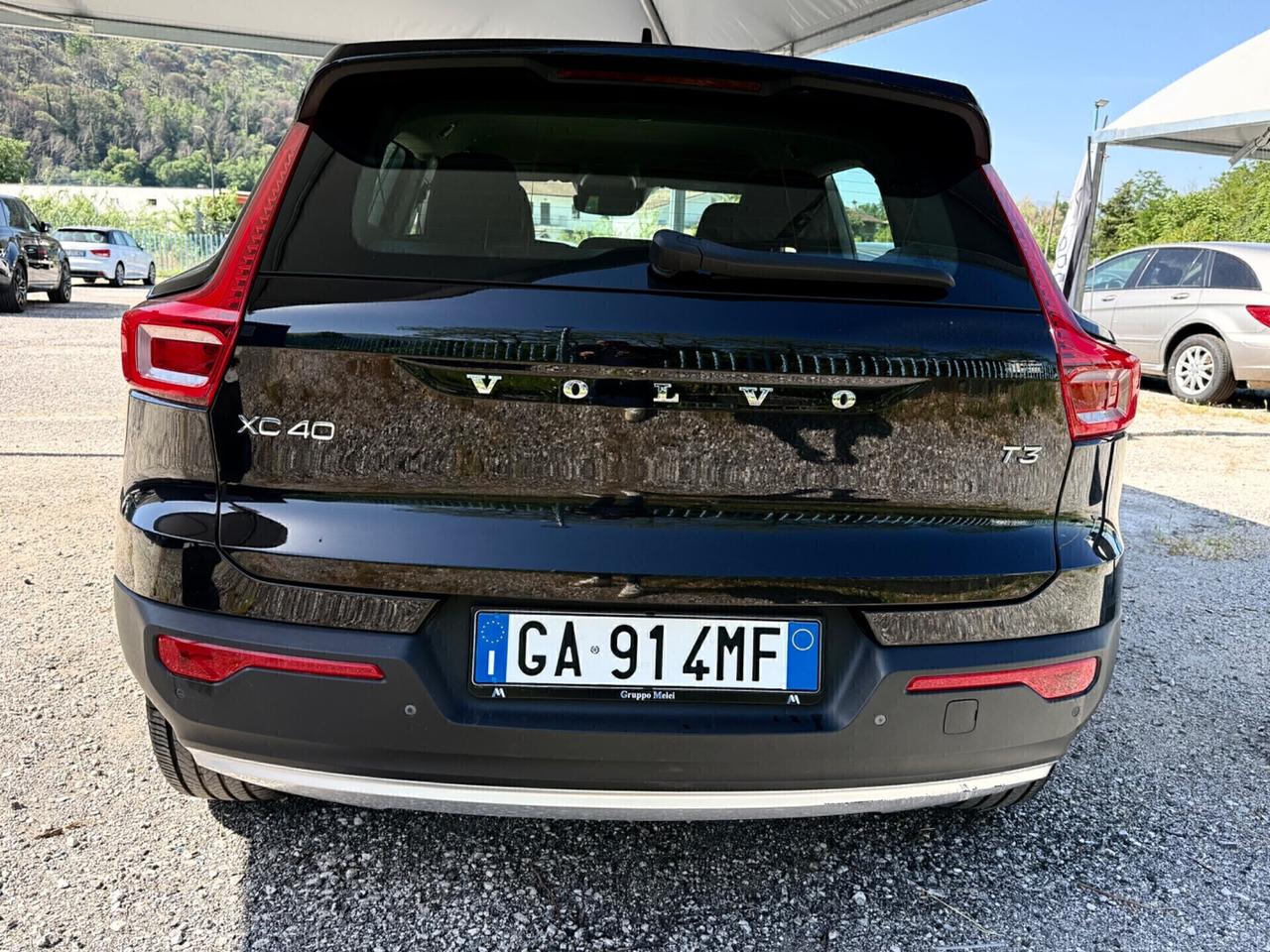 Volvo XC40 T3 *LED*CERCHI18*UNIPRO