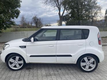 Kia Soul 1.6 CVVT Active Bi-Fuel