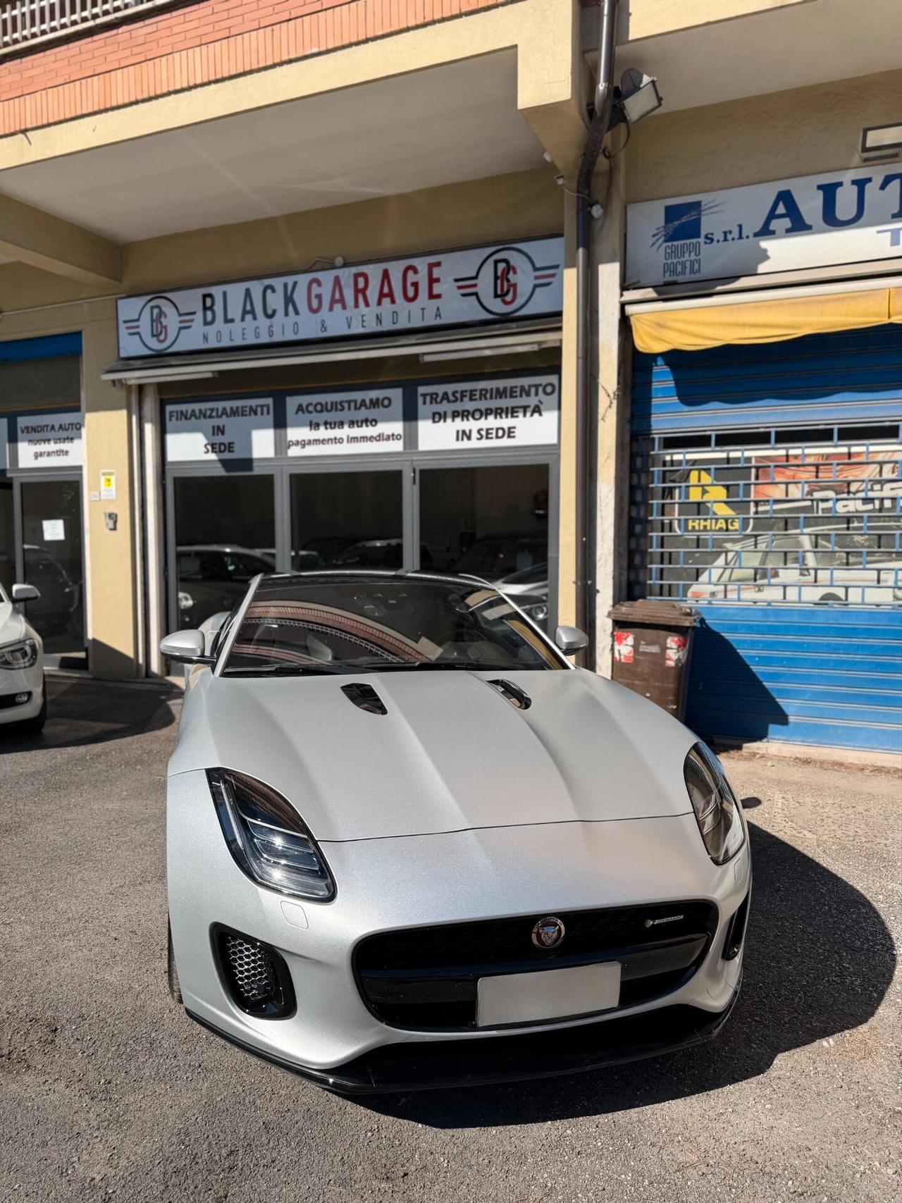Jaguar F-Type 2.0 P300 300CV R-Dynamic - Grigio Satinato SVO