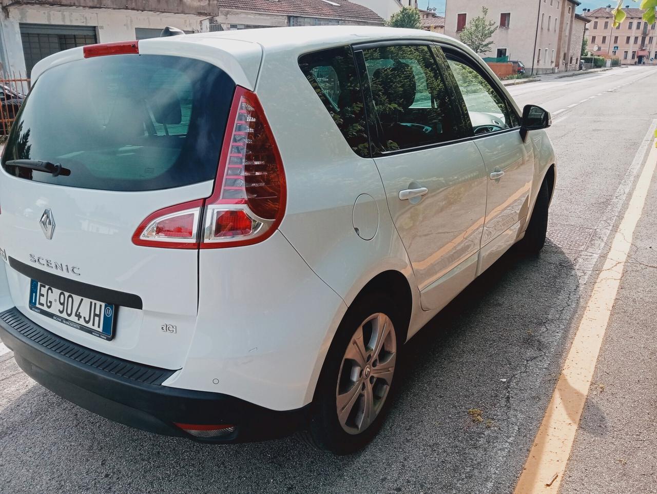 Renault Scenic Scénic X-Mod 1.5 dCi 110CV Dynamique