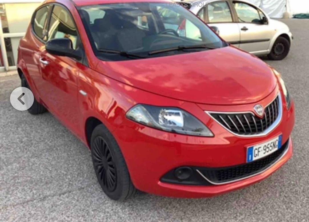 Lancia Ypsilon 1.2 69 CV 5 porte GPL Ecochic Silver