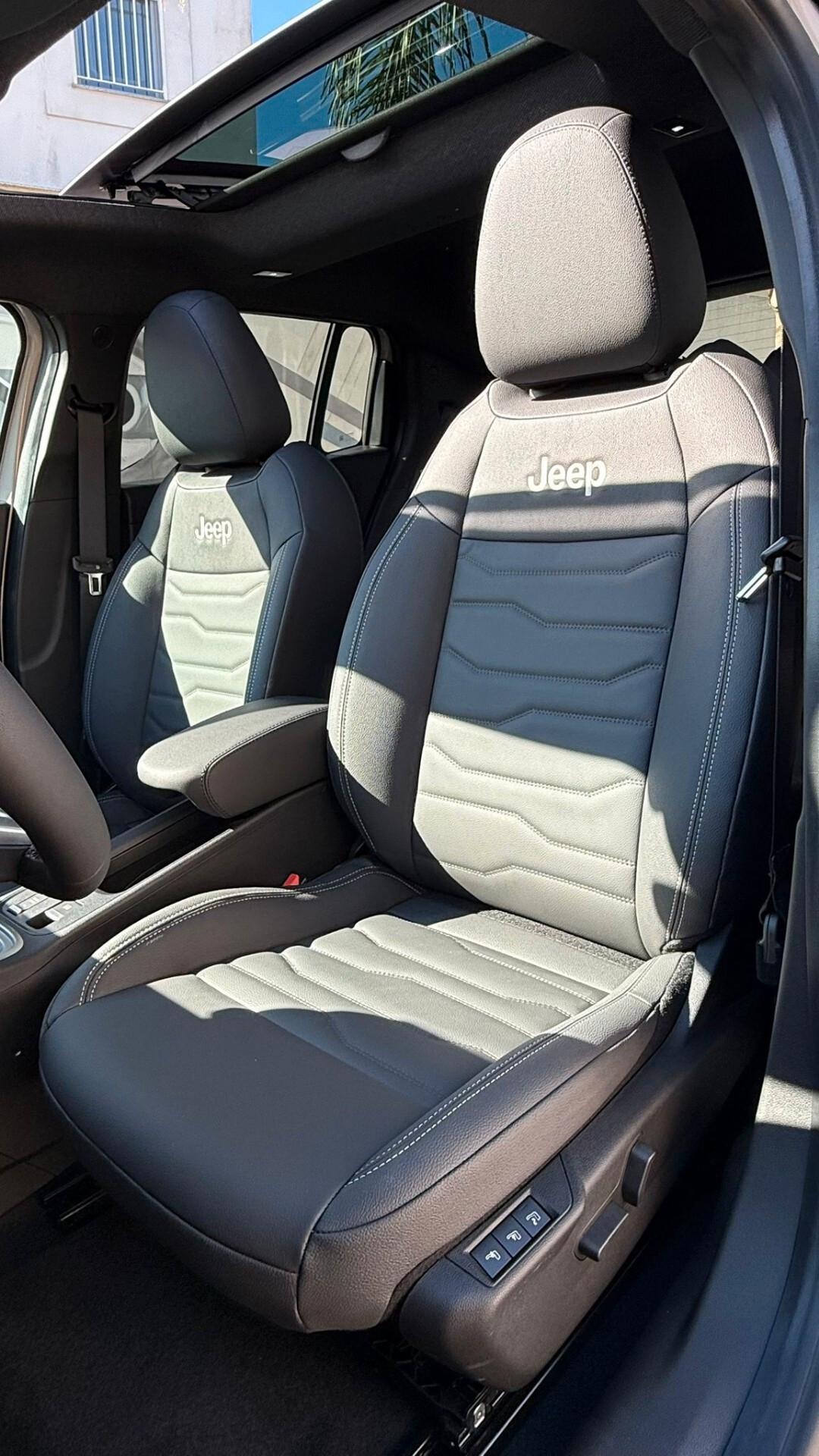 JEEP AVENGER BEV SUMMIT KM0 2026 TETTO APRIBILE