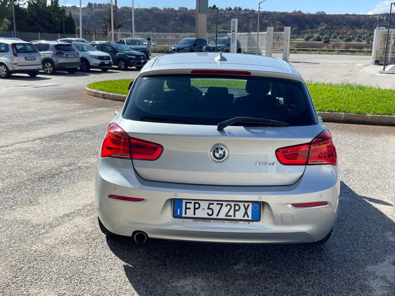 Bmw 116 116d 5p. Business 2018