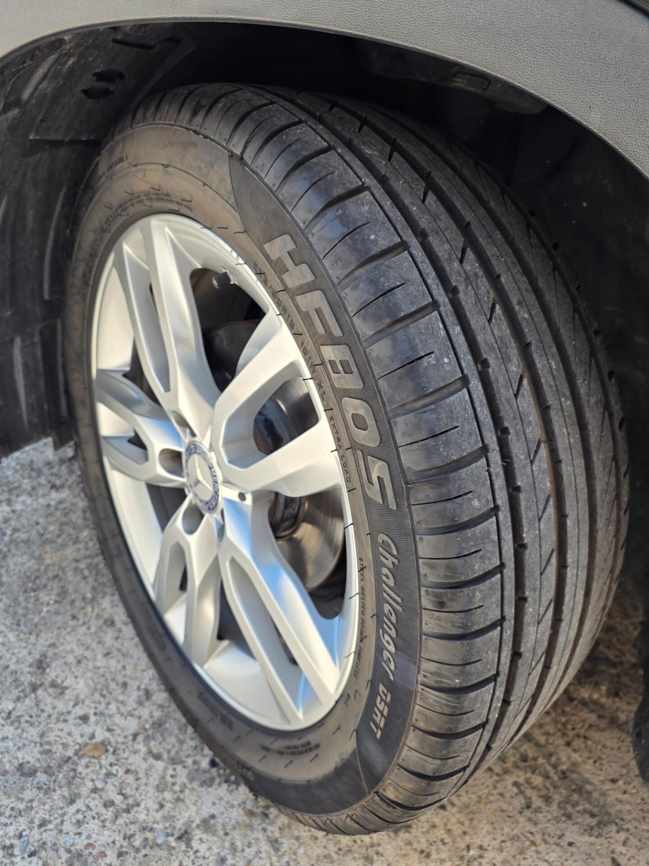 Mercedes-benz GLA 180D Premium Euro 6