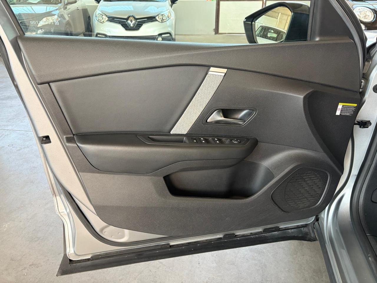 Citroen C4 PureTech 130 S&S Shine
