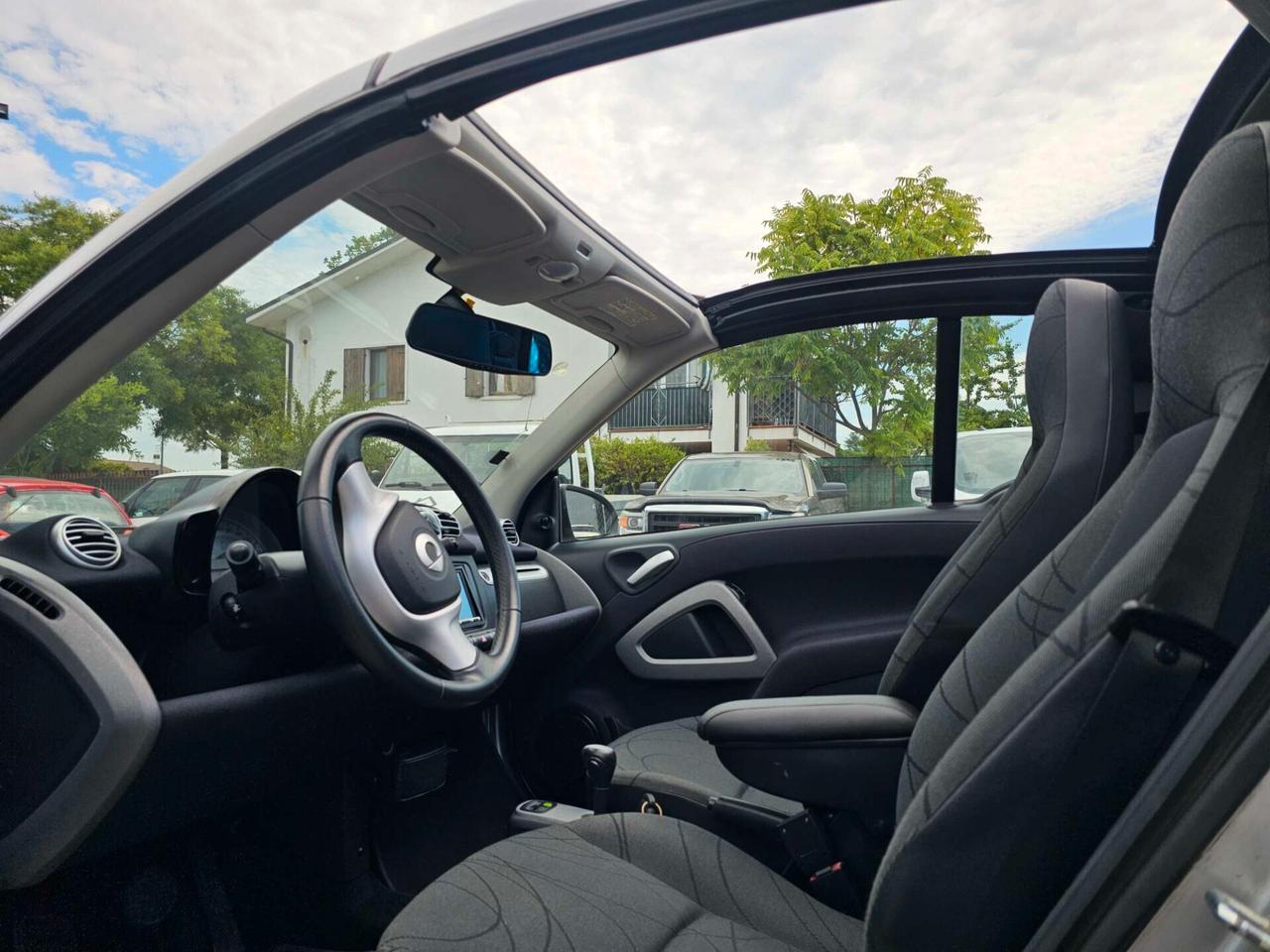 Smart ForTwo 1000 52 kW MHD cabrio passion