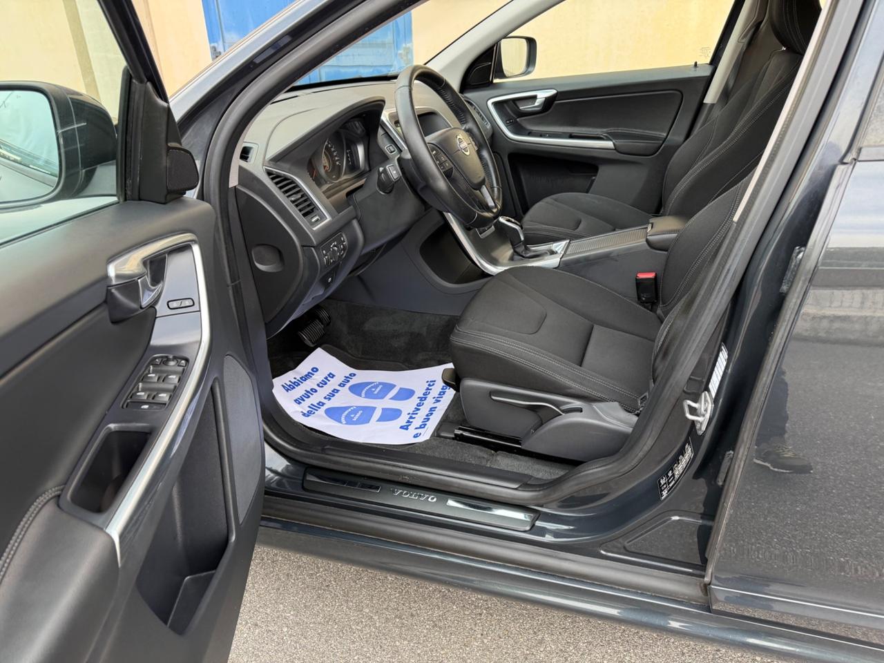 Volvo XC 60 XC60 D3 Geartronic Momentum