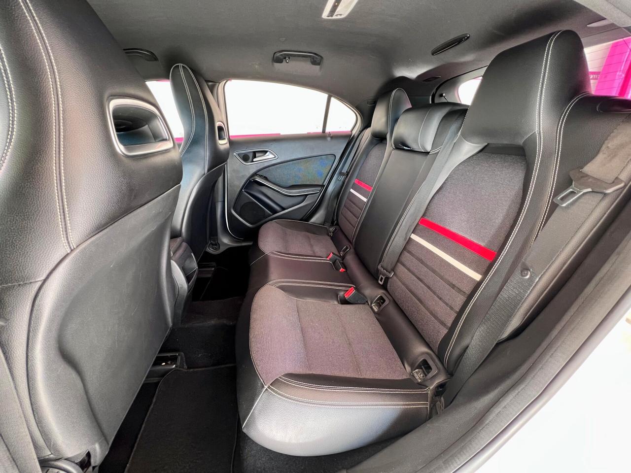MERCEDES Classe A (W176) A 180 CDI Automati...