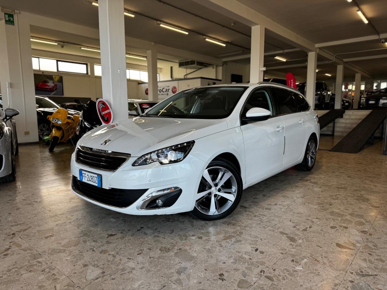 Peugeot 308 1.6 BHdi 120cv EAT6 SW GT Line 07/2016 Euro 6B