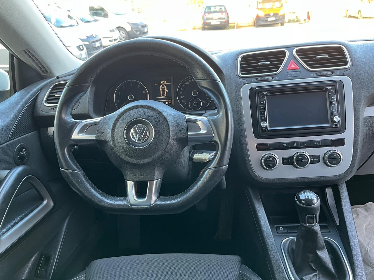 Volkswagen Scirocco 1.4 TSI R-line