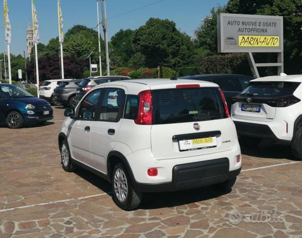 FIAT Panda 1.0 FireFly S&S Hybrid 5 Posti + Pack