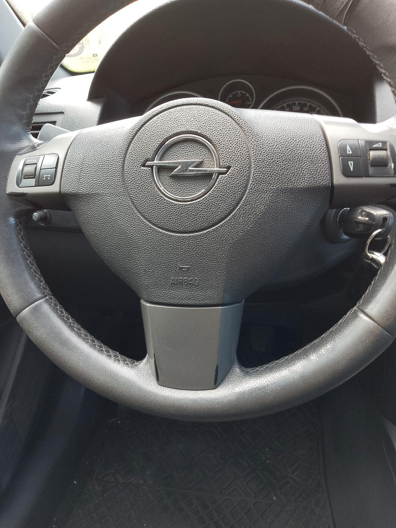 Opel Astra 1.7 CDTI 101CV 5 porte Elegance