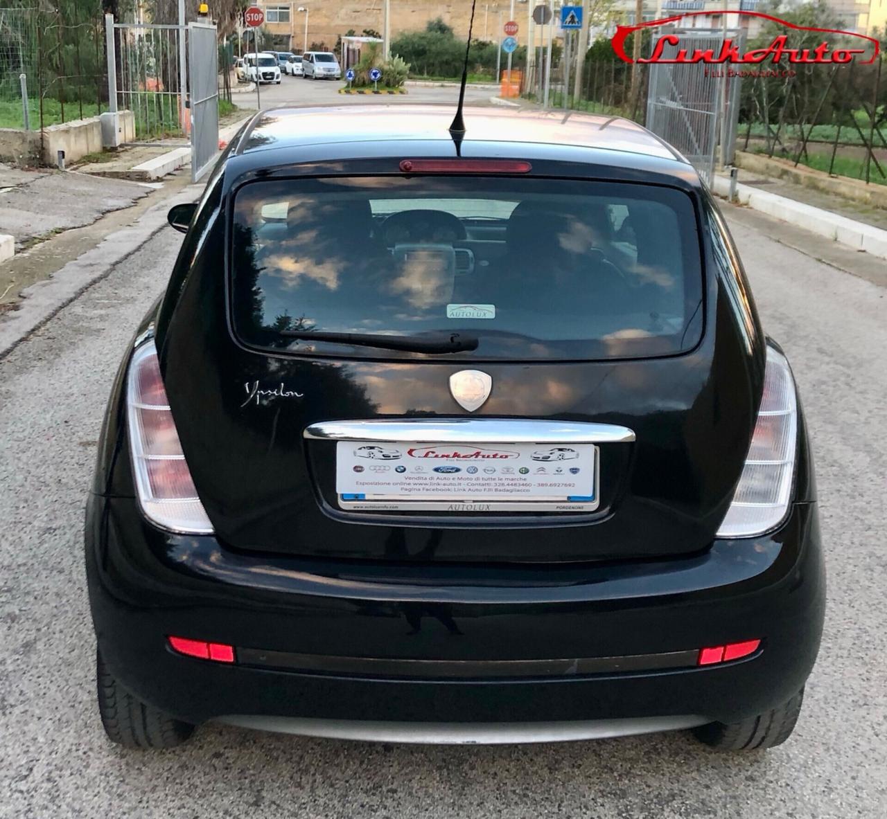 Lancia Ypsilon 1.2 Momo Design 60CV
