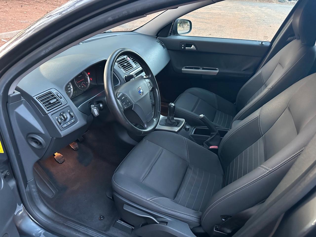 Volvo V50 2.0 D cat Momentum