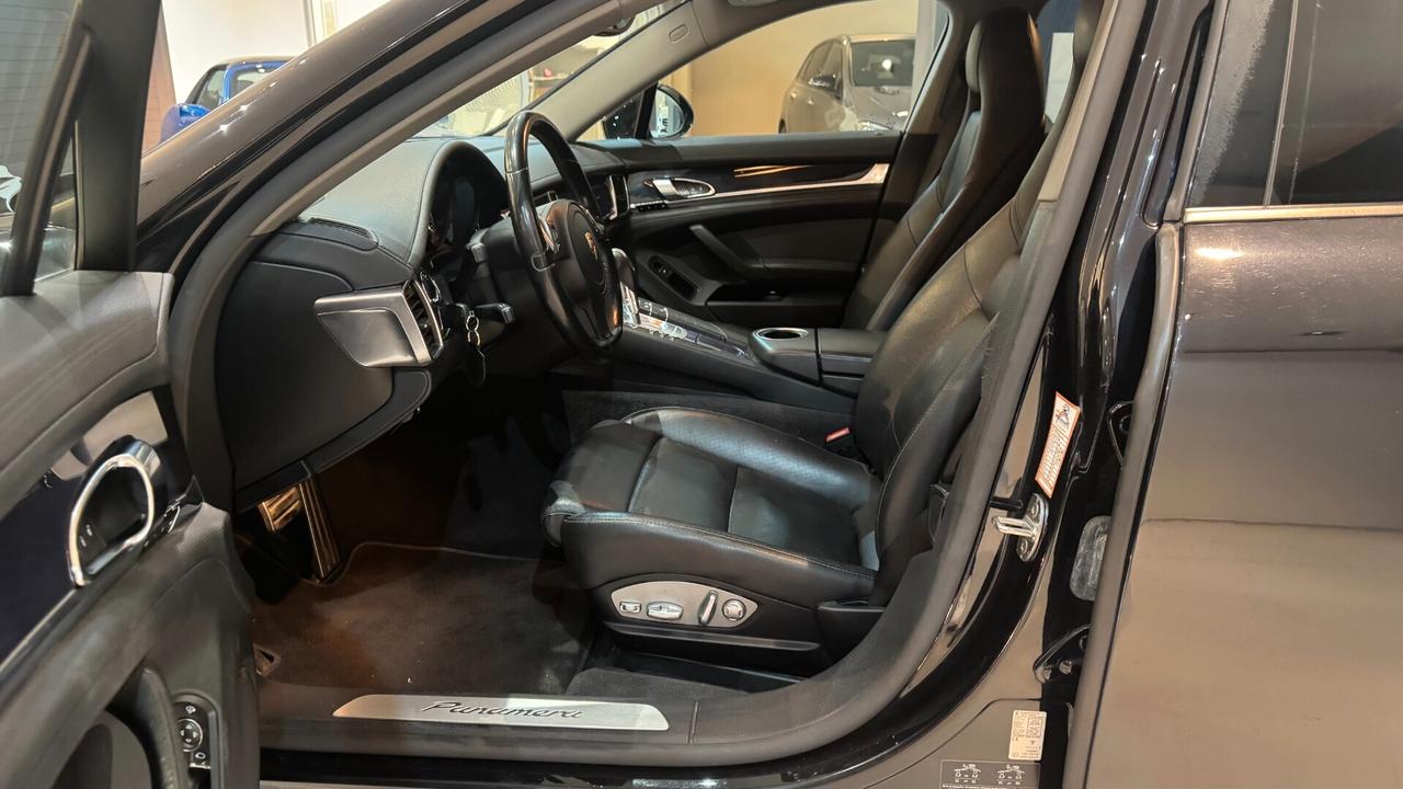 Porsche Panamera 3.0 300CV PLATINUM EDITION - 2015