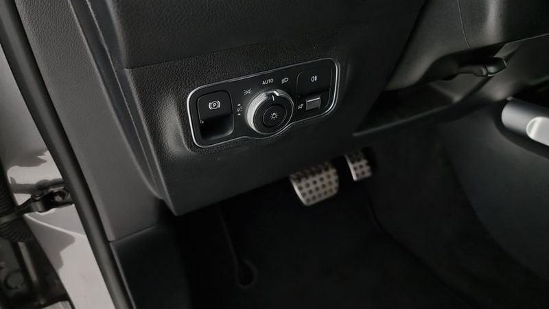 Mercedes-Benz Classe GLB 220 d Automatic 4Matic AMG Line Advanced Plus 7 Posti